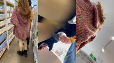 【极品抄底】KFC原创毛衣肉丝袜靓女和男友逛街 性感白内 穿着这么一身推到操一炮估计很爽